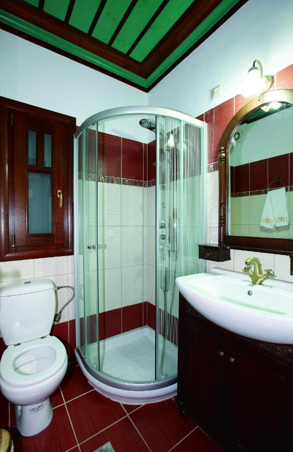 Δρακολιμνη Hotel Tsepelovo Buitenkant foto